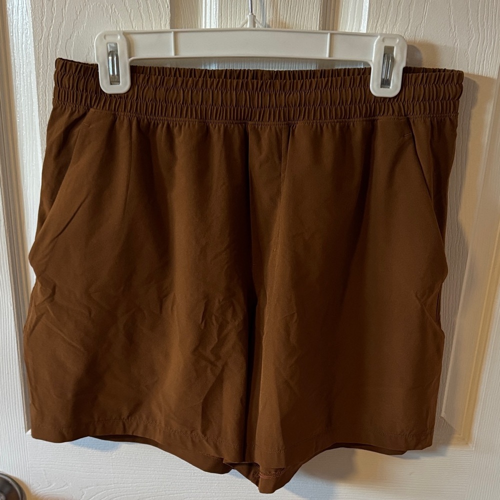 Lululemon Men’s Pacebreaker Shorts 5” Inseam